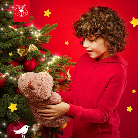 the global campaign for Auchan - beaver Julek and a boy